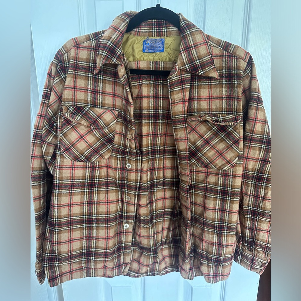 Pendelton Vintage Menswear Flannel 100% wool Size Medium